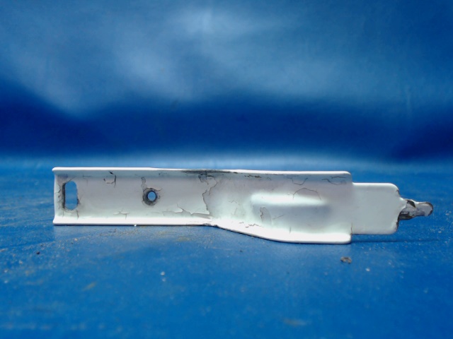 0426209-4 Cessna - CATCH CABIN DOOR (CRACKED - SEE PHOTOS)